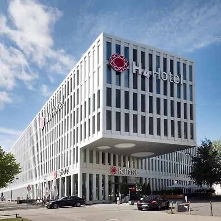H4 Hotel Muenchen Messe-2